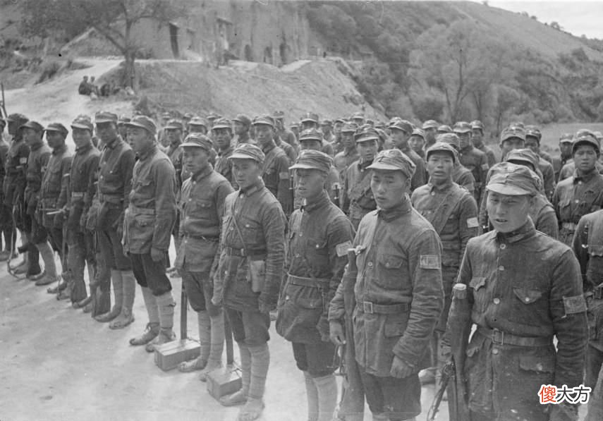 【爱历史】1937年八路军改编，朱老总德高望重，为何只授“中将加上将衔”