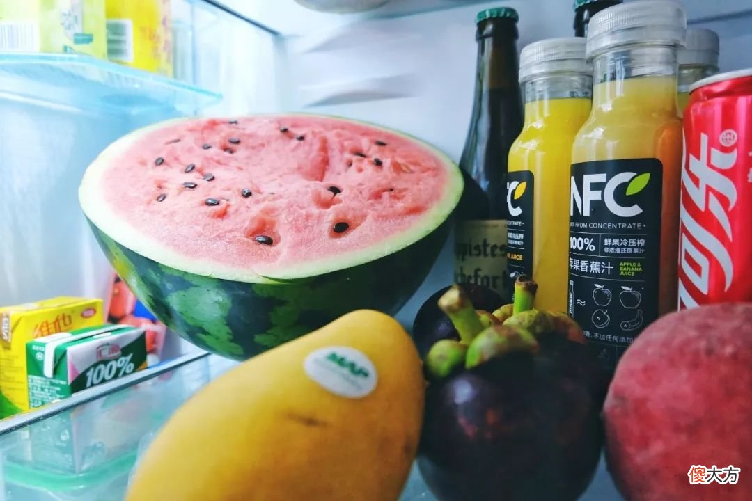 风冷冰箱买回家一个月了 风冷冰箱刚买回来什么时候能用