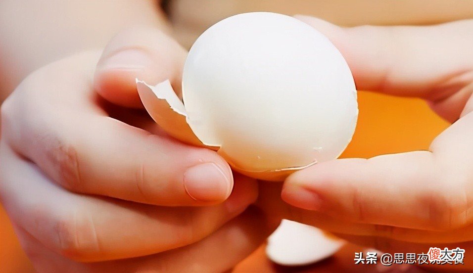 水煮鸡蛋只用清水就错了 水煮鸡蛋