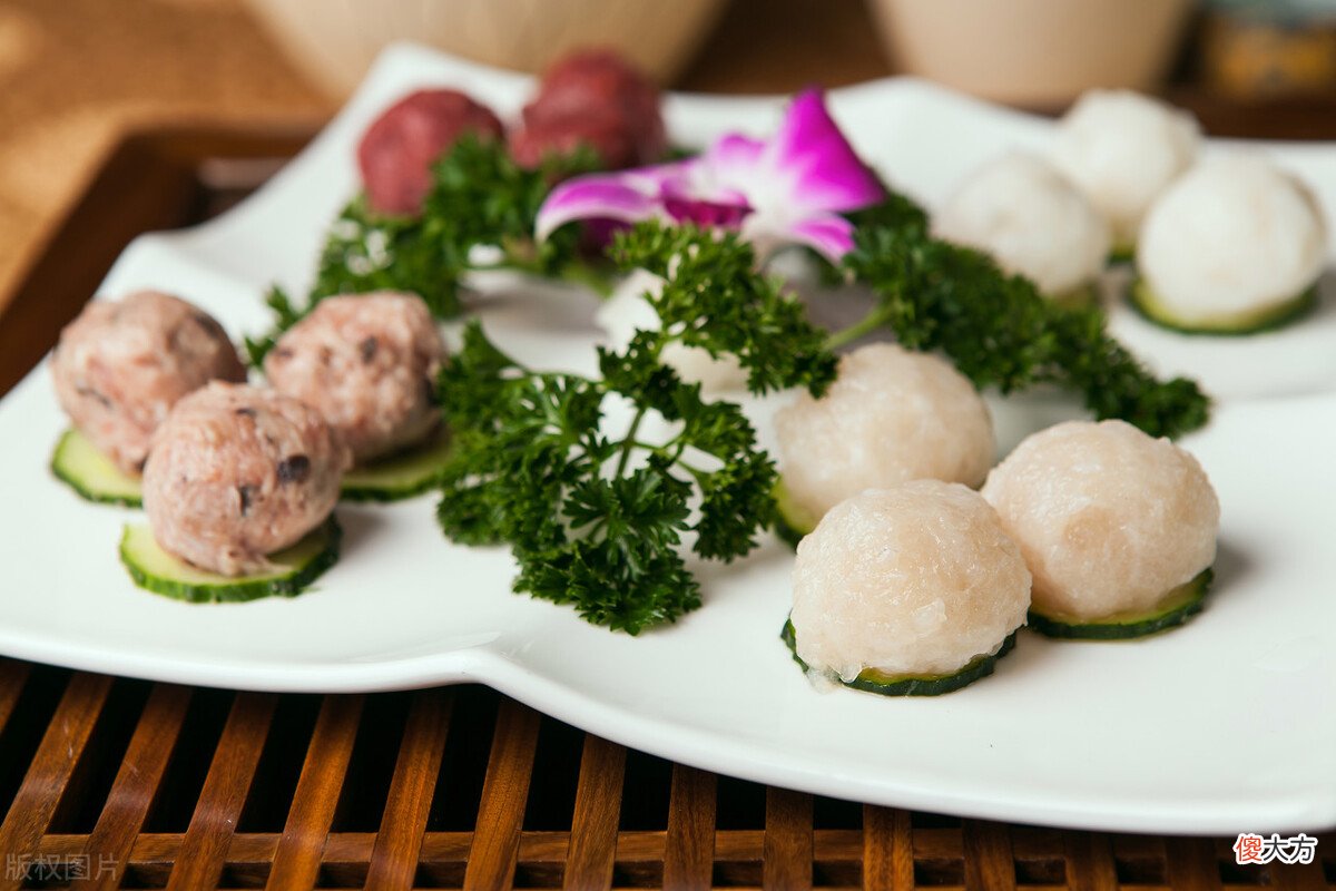 火锅食材哪个是你最爱 你爱吃什么口味的火锅呢