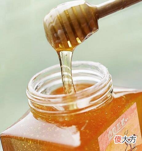 怎样鉴别蜂蜜的真假 怎样鉴别蜂蜜的真假怎么辨别