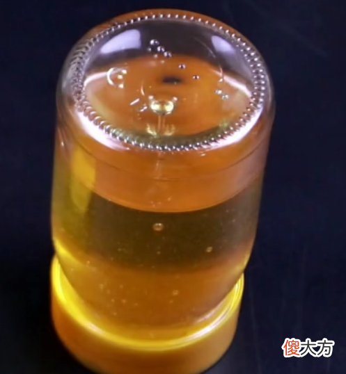 你一定要学会鉴别蜂蜜真假的方法 怎样鉴别真假蜂蜜 几个方法搞定