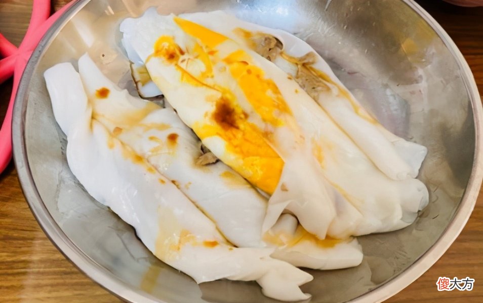 吃了30年肠粉，才知道原来做法这么简单，5分钟做好，嫩滑解馋