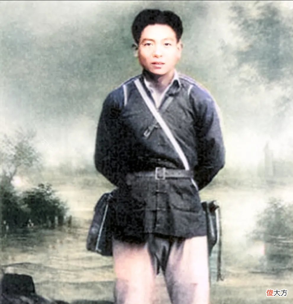 【历史故事】老照片：抗战时期上海街头的女汉奸，著名爱国道士李圆忠