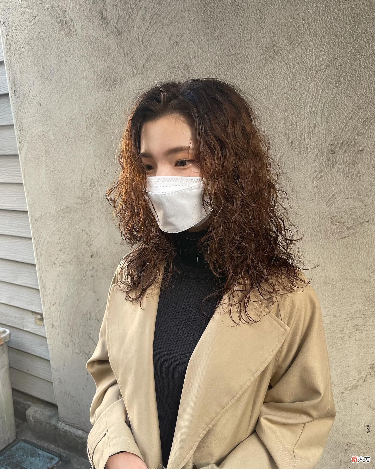 【就爱时尚】女人想变美,最火发型不能少,剪短发烫卷卷