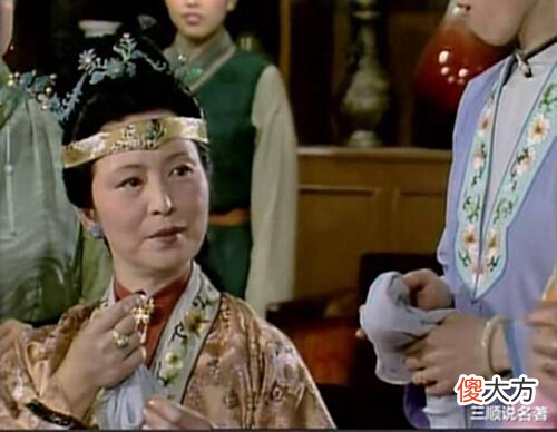 【爱历史】文学史上最失败的母亲:用慈悲之名掩盖狠毒,弄巧成拙逼走儿子