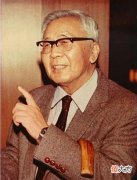 【历史故事】华罗庚院士仅凭借一条普通的新闻，就破解了苏联军事机密
