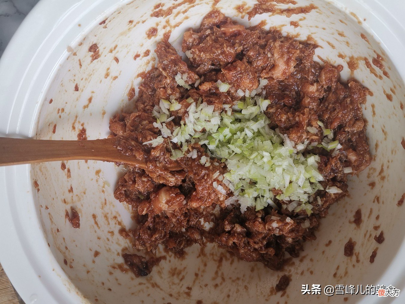 包汤圆热水和面还是冷水和面 做汤圆用冷水和面还是用热水和面