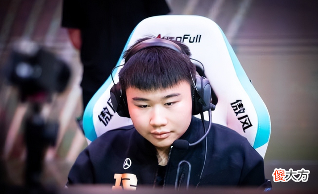 【游戏世界】RNG成小组赛大魔王？或创造一项纪录，小组赛实力独一档！