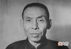 【爱历史】黄金荣当众羞辱杜月笙，杜月笙说了一句话，尽显为人处世之道