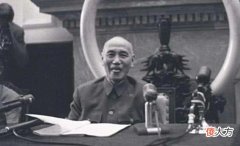 【历史故事】蒋经国问父亲蒋介石，以后怎么处理张学良？蒋介石用8个字回答！