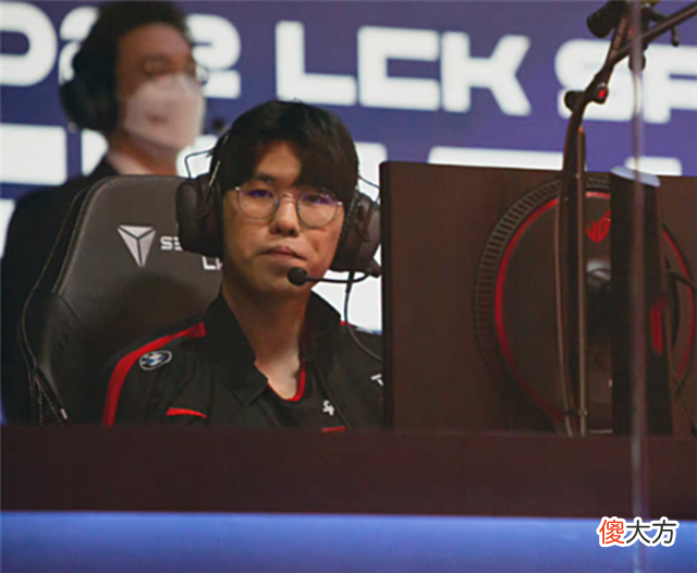 【游戏迷】多位T1队员指责：延迟数值不定比s10更高，教练：必要时会暂停比赛