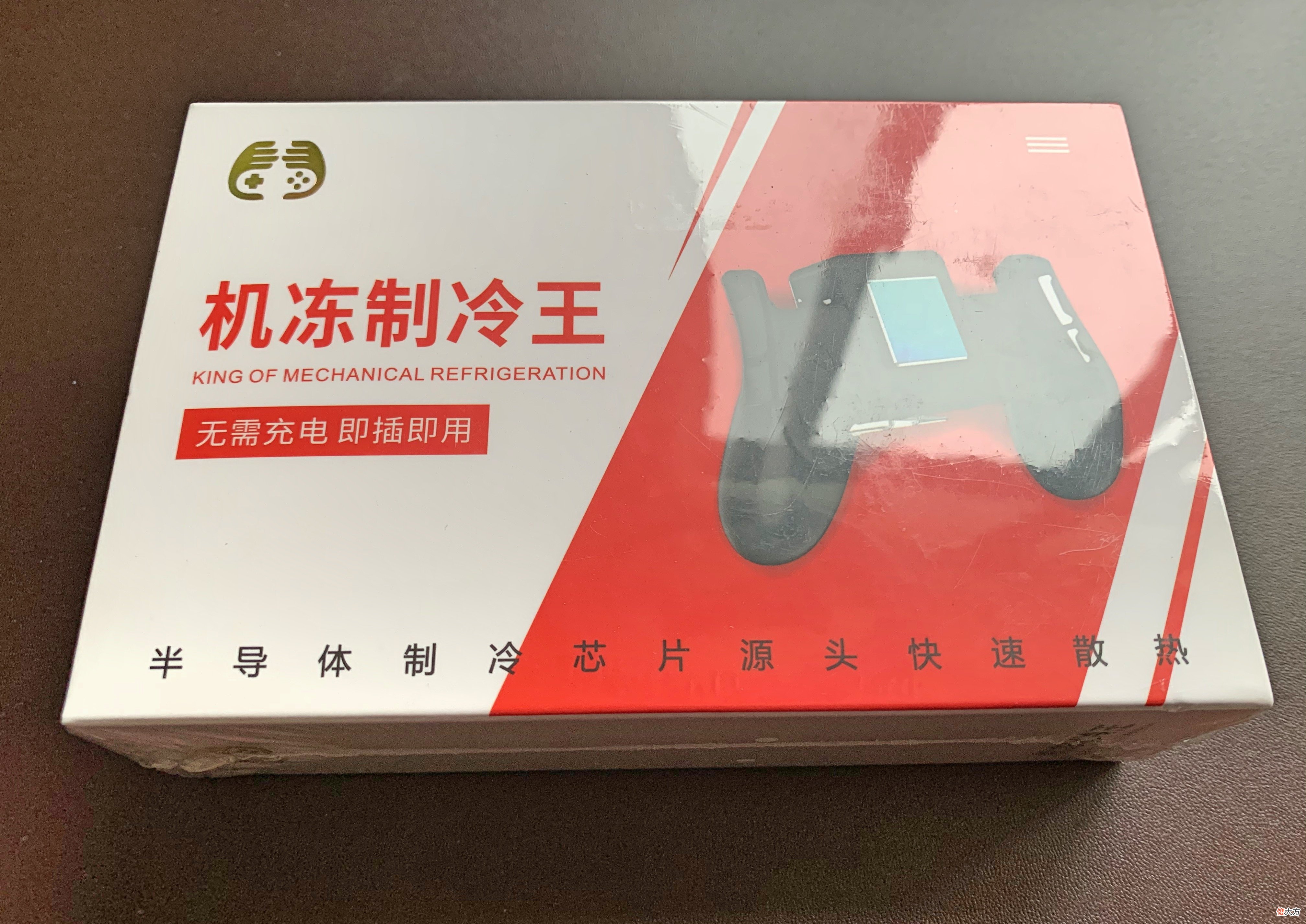 手柄式手机散热器初体验 带着手柄手机如何散热