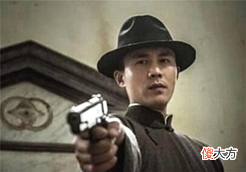 【爱历史】杜月笙忍了两次才决定动手杀他,得知他被暗杀后嚎啕大哭,他是谁