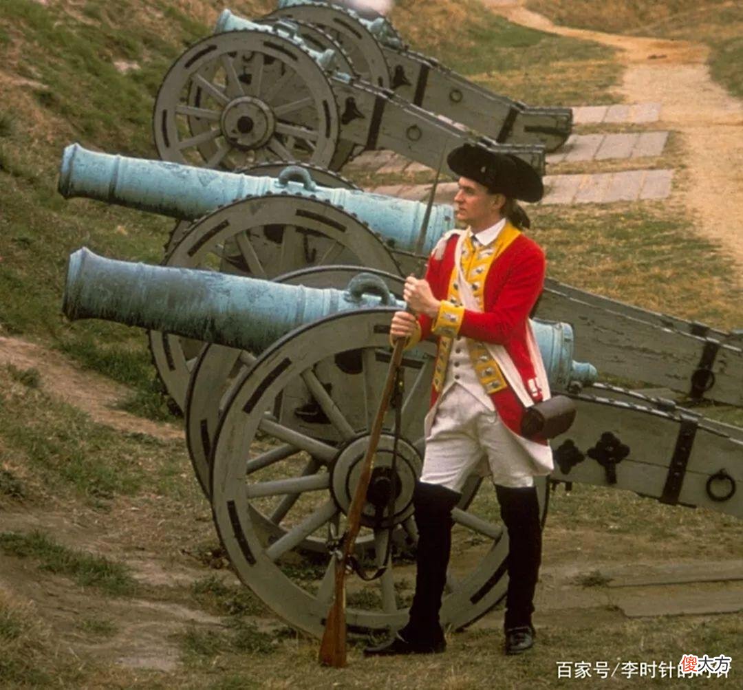 【爱历史】历史总是惊人的相似，通过三点可以印证，美国很像灭亡前的明朝