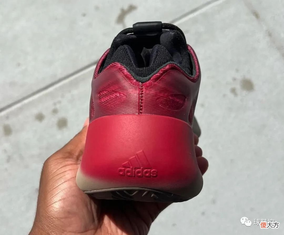 【就爱时尚】倒钩扎堆，TS x Nike 又两款发售定档＆黑魂新 YEEZY 来咯，即将发售？