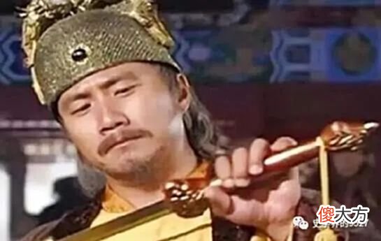 【历史故事】太子朱标意外落水，侍卫们冒死跳水救人，朱元璋却下令：斩了