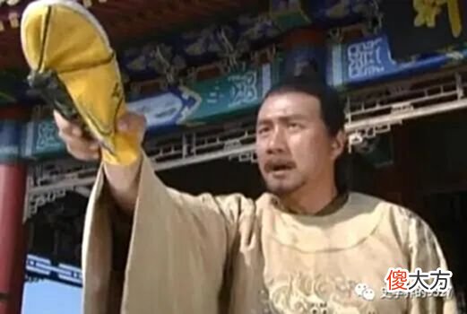 【历史故事】太子朱标意外落水，侍卫们冒死跳水救人，朱元璋却下令：斩了