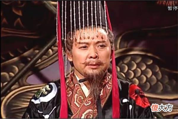 【历史故事】年少不懂刘备，长大后才知道刘备多不容易，英雄养成需要坚韧意志