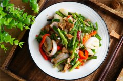 6种碱性蔬菜多吃点 多吃蔬菜水果等碱性食物