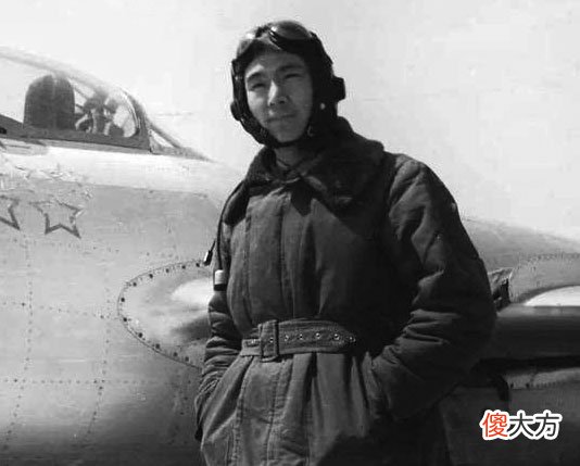 【历史故事】他是志愿军空战英雄，访问美国时，美国空军参谋长亲自接待