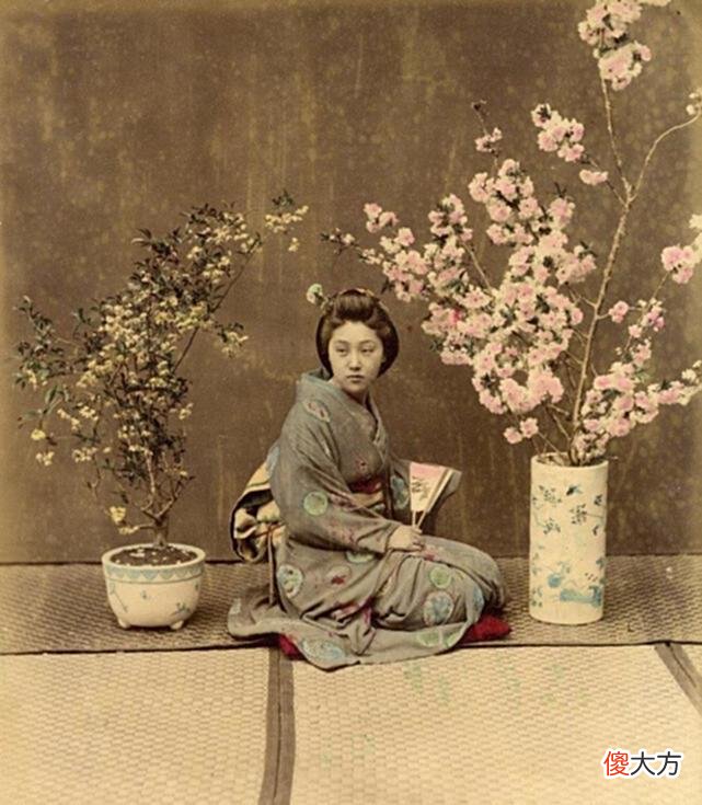 【历史故事】老照片十九世纪的日本女子那一抹的温柔