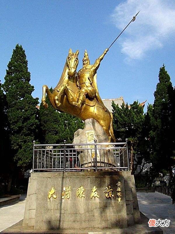 【历史故事】陈友谅：坚定的反元英雄，鄱阳湖大战朱元璋，输赢只在毫厘之间