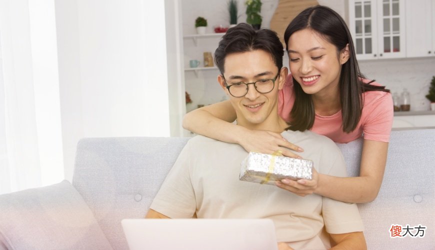 男人喜欢什么生日礼物 中年男人喜欢什么生日礼物