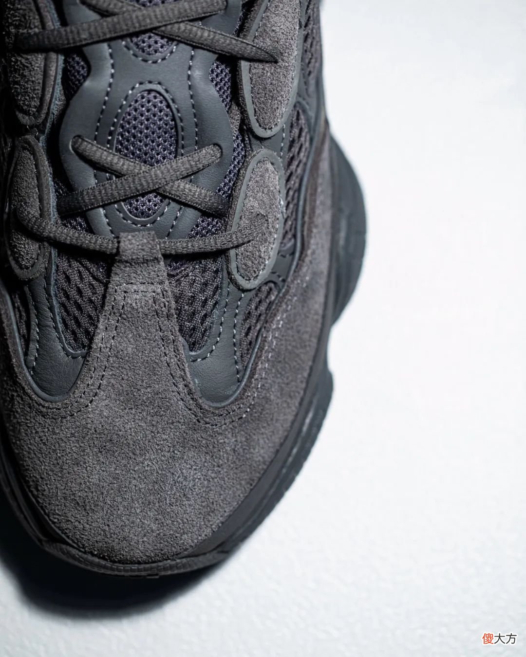 【时尚一点】Yeezy 五月新品曝光！“市价最贵”这双明早突袭发售！抢先上脚来了！
