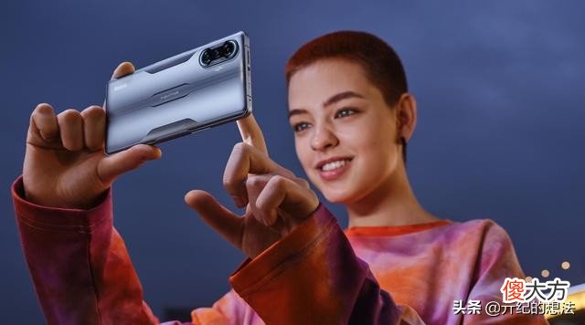 跌至1699元！12GB+256GB+天玑1200，67W游戏手机开启真香模式