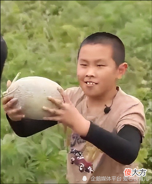 长大后不孝顺的孩子，小时候都不会做这3件事，看看自家娃会不会