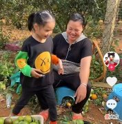 全红婵安心训练！弟弟妹妹帮妈妈卖水果，哥哥成家里顶梁柱