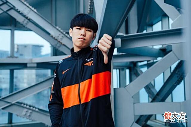 【游戏迷】MSI季中赛:“还没打Gala就原形毕露了”,T1小吕布打日本队伍又翻车了
