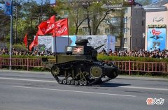 【历史故事】看图说话:俄军阅兵中的“豆战车”,究竟是做什么用的?