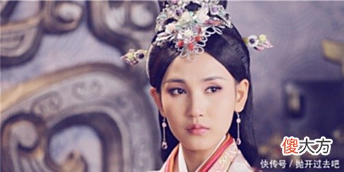 【爱历史】她21岁守寡，三次垂帘听政，历经6个皇帝，比武则天还传奇！
