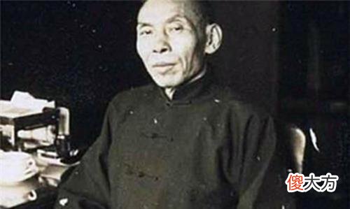 【历史故事】杜月笙逃亡前,念旧情多次劝告此人:不走必有难!结果字字应验!