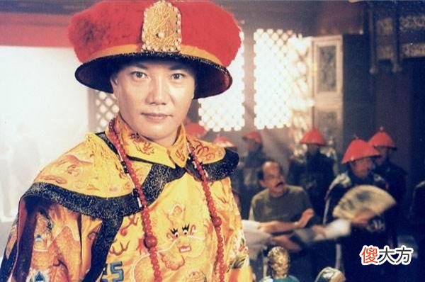 【爱历史】嘉庆的能力比哥哥差百倍，为何乾隆还是选了嘉庆为接班人？