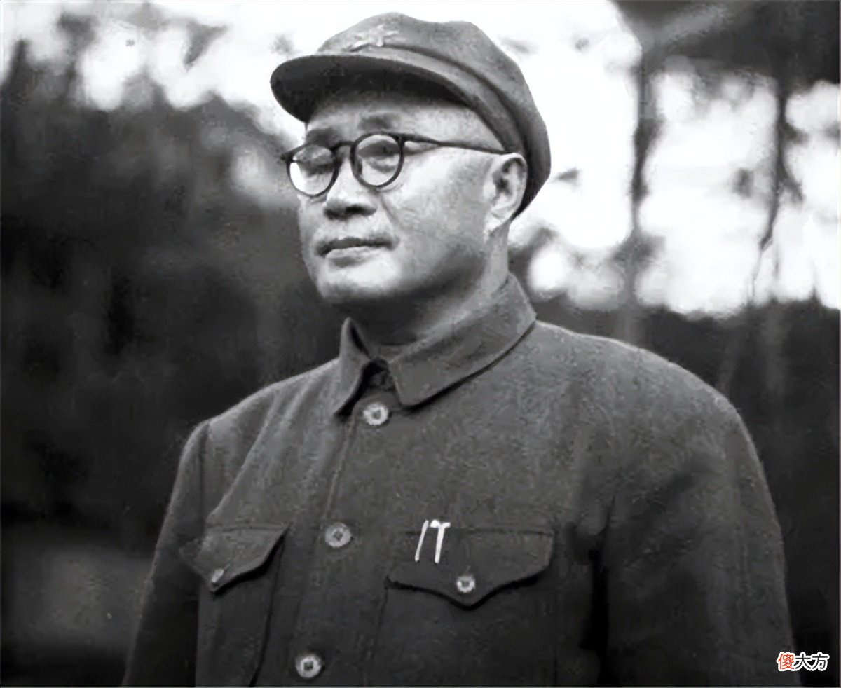 【历史故事】1947年刘伯承偶遇一个农民，听说村里树全被砍，立即下令：快撤