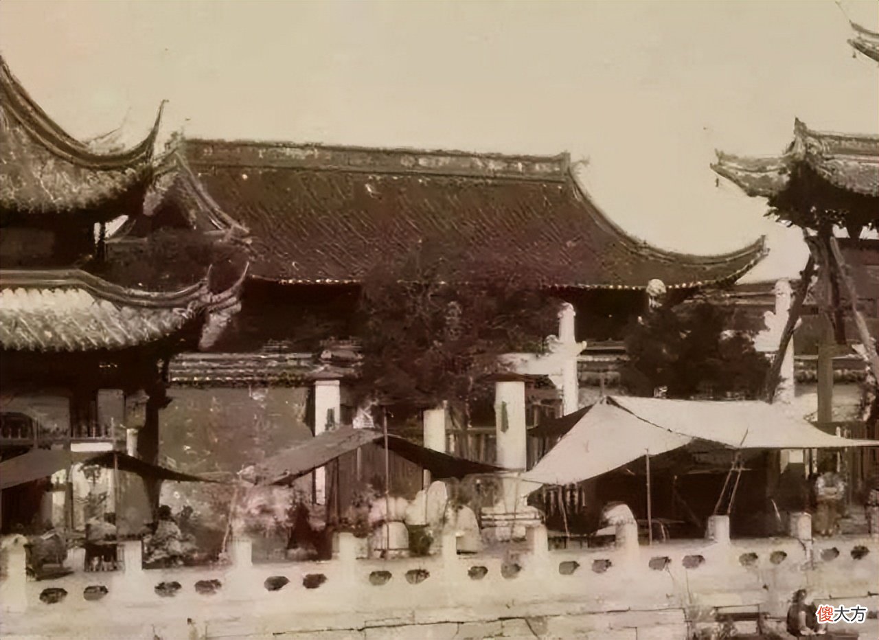 【爱历史】1953年,南京古董商陈新民捐出一件文物,根据专家估价,值十个亿以上
