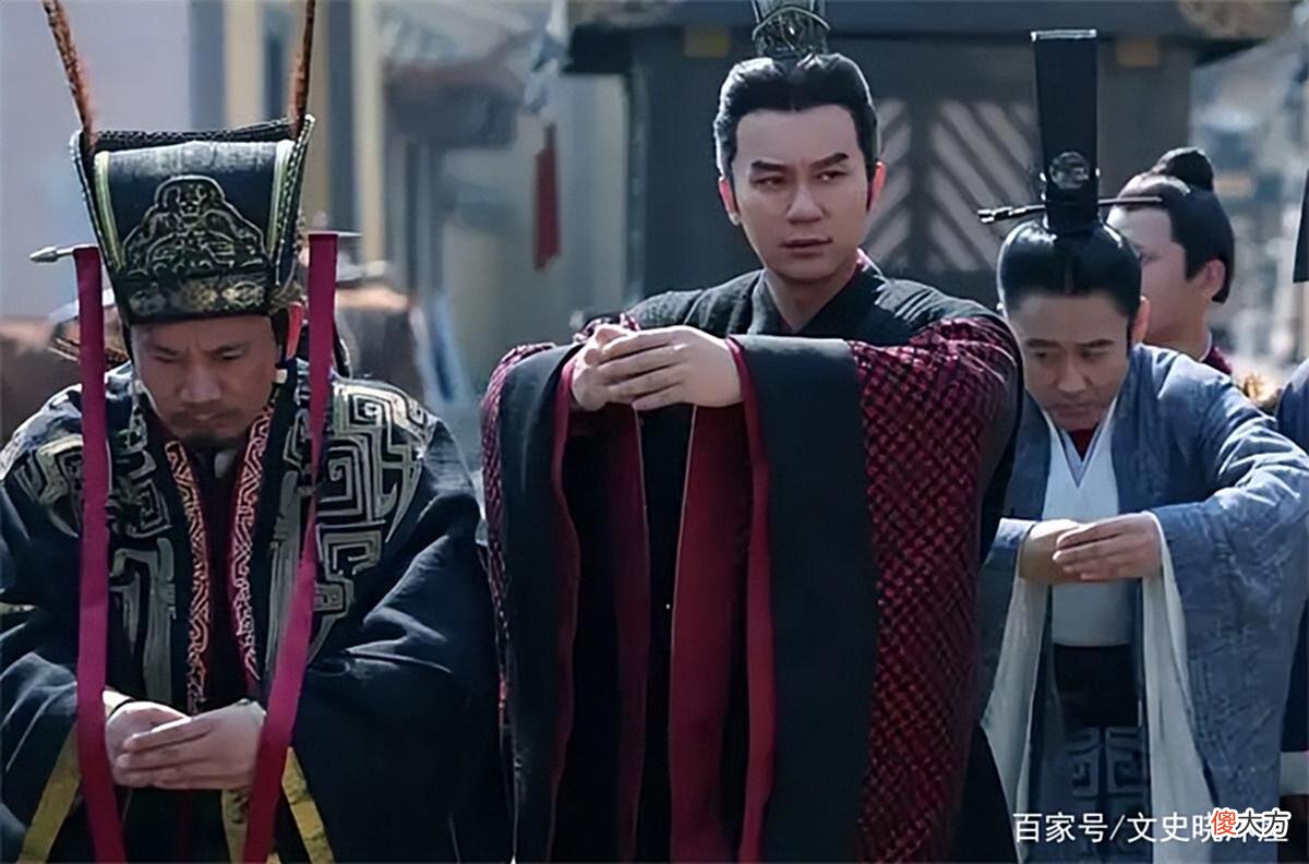 【爱历史】曹操杀了杨修后，问其父杨彪为什么瘦了，杨彪回了一句话成为名句