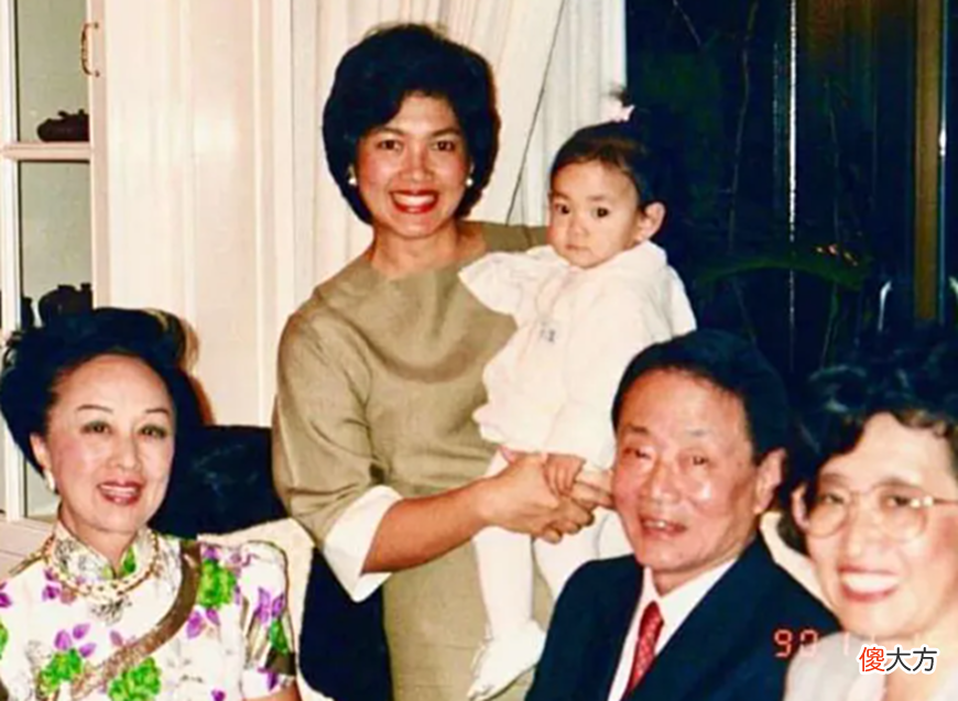 【历史故事】他17岁赴港，49岁暴毙街头，娶4妻生15子女，留给后代半个铜锣湾