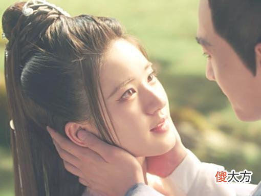 【历史故事】且试天下：白风夕推举琅华小师妹当掌门，师父一脸嫌弃，道出真相