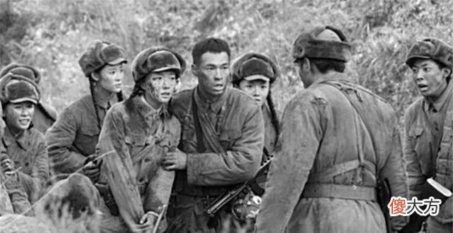 【爱历史】女“汉奸”躲进深山30年，被猎户发现时已死，留下的遗物警醒世人
