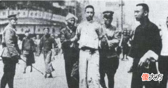 【历史故事】蒋介石败退台湾，到底还剩下多少兵力？真实的数据让人意外