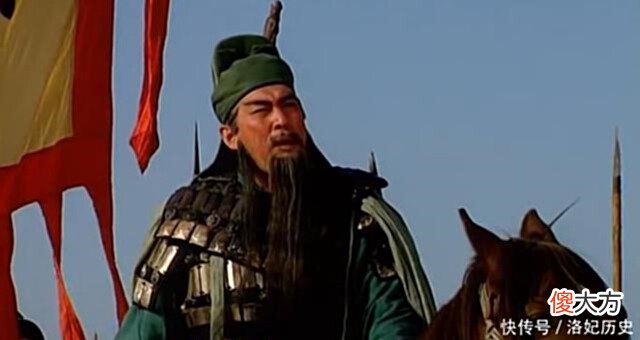 【爱历史】为何关羽的雕像总是闭着眼睛老木匠一句话道出原因，长知识了