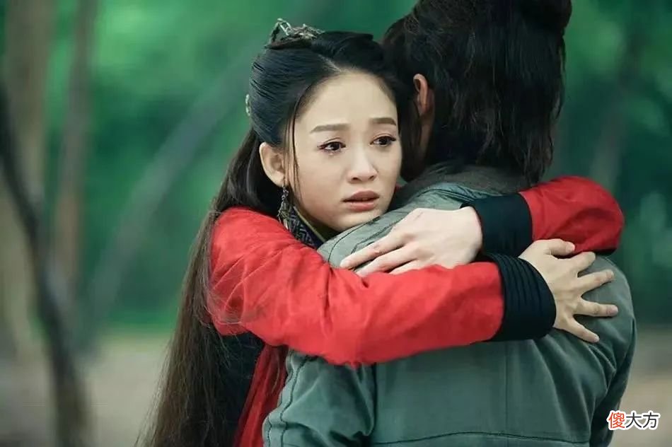 【就爱时尚】2022年了，我们还需要女侠吗？