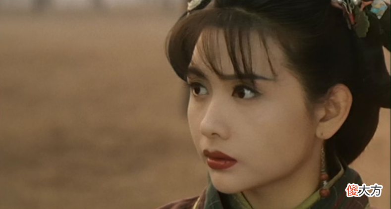 【就爱时尚】2022年了，我们还需要女侠吗？
