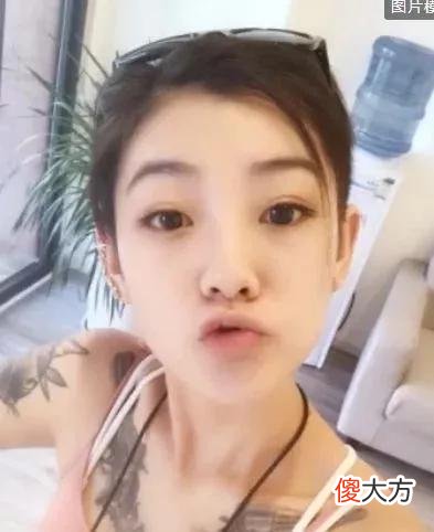 【时尚一点】还记得全网最火的黑色婚纱女孩吗？如今面目清秀，生活普通