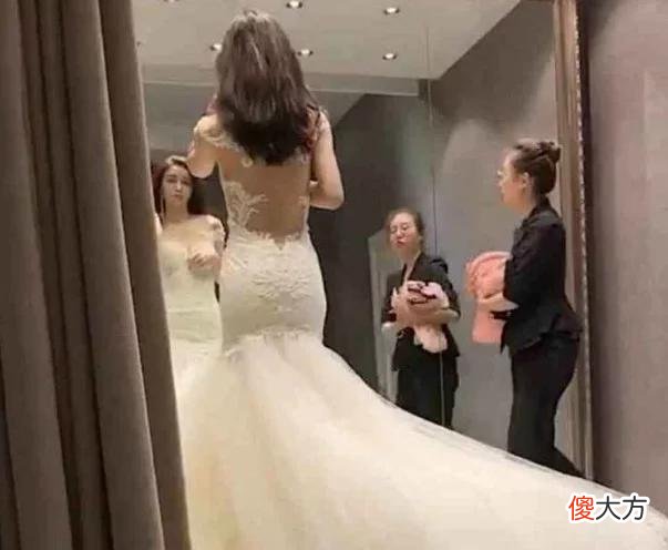 【就爱时尚】“巨人新娘”火了，以为是背影杀手，却被正脸惊艳了：真是洋娃娃