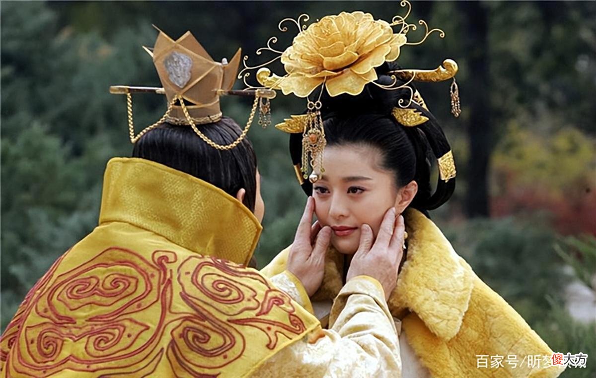 【历史故事】唐玄宗年过76，唐肃宗却送他百名女子，这是为何？